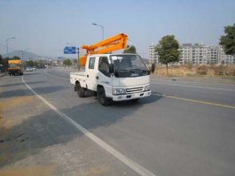 高空作业车