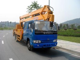 高空作业车