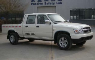 轻型货车