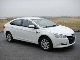 纳智捷牌DYM7182AAA型轿车