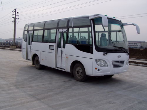 解放7.5米24-25座客车(XQ6758TQ2)