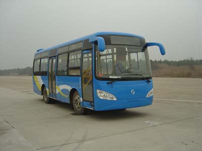 扬子8.1米20-27座城市客车(YZK6812NJYC1)