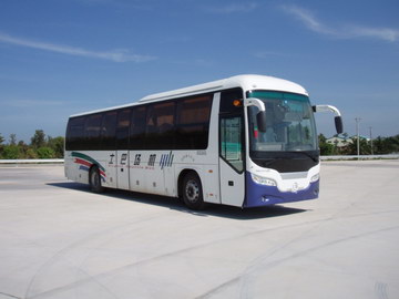 金旅12米24-67座客车(XML6121J98)