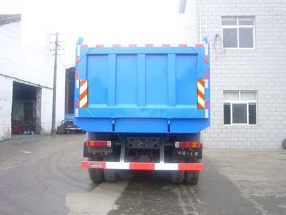沪光牌HG5257ZLJ自卸式垃圾车公告图片