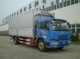 翼开启厢式车