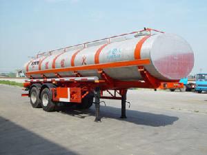 江淮扬天9.6米25吨化工液体运输半挂车(CXQ9350GHY)