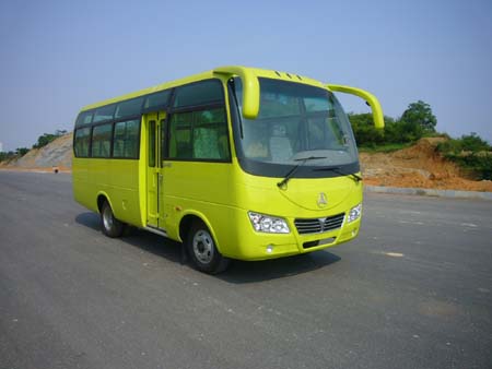 三一6.6米13-23座轻型客车(HQC6660DGSK)