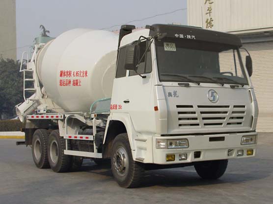 陕汽牌SX5255GJBUR384混凝土搅拌运输车图片