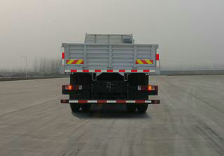 ZZ1166N5016C1 斯达-斯太尔379马力单桥柴油6.4米国三载货汽车图片