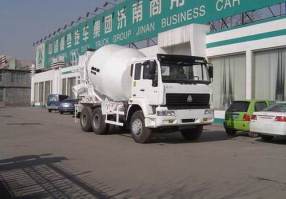 混凝土搅拌运输车
