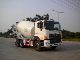 凌扬牌PC5252GJBRY混凝土搅拌运输车