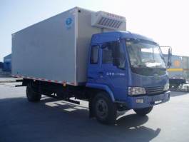 希尔牌ZZT5162XLC冷藏车