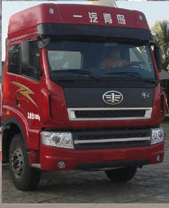 解放CA1310P2K15L7T4EA80平头柴油载货汽车公告图片