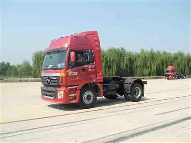 BJ4183SLFJA-18 欧曼半挂牵引车图片