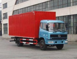 十通牌STQ5161XXY33厢式运输车