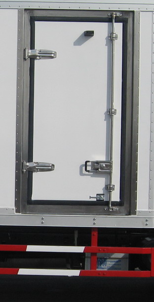 三晶-史密斯牌TY5120XLCBJ冷藏车公告图片