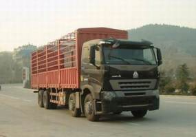 仓栅式运输车