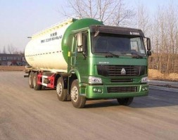 粉粒物料运输车