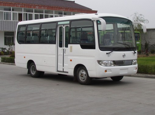 华夏7.5米24-31座客车(AC6750KJ2)