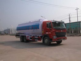 粉粒物料运输车