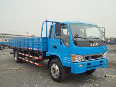 HFC1130K1GZF 江淮160马力单桥柴油6.8米国四载货汽车图片