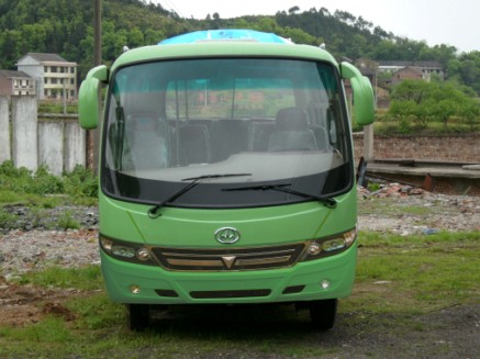 衡山6.6米11-24座城市客车(hsz6663cng)