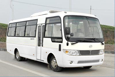 五洲龙6.6米24-26座旅游客车(WZL6661AT4)