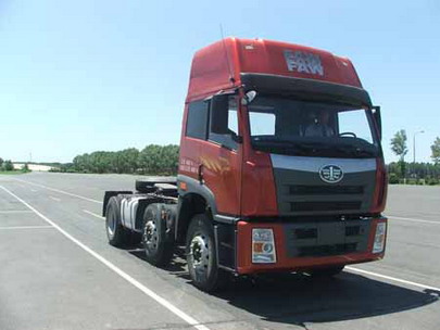 CA4252P22K1T3HXE4 解放集装箱半挂牵引汽车图片