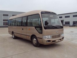 客车