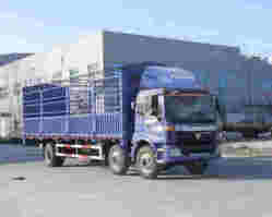仓栅式运输车