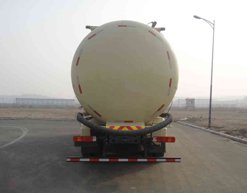 黄海牌DD5311GFL低密度粉粒物料运输车公告图片