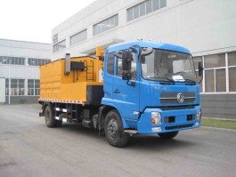 路面养护车