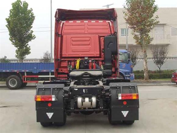 BJ4259SNFJB-AA 欧曼半挂牵引车图片