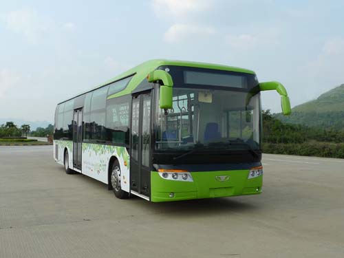 桂林GL6121PHEV混合动力城市客车公告图片