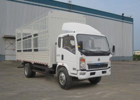 仓栅式运输车