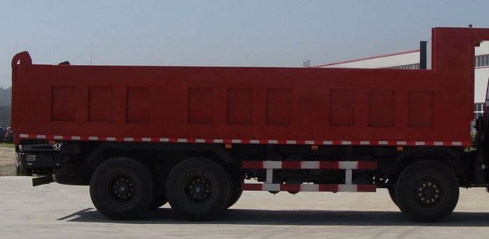 DFE3240VF 特商292马力前四后八柴油7.6米国三自卸汽车图片