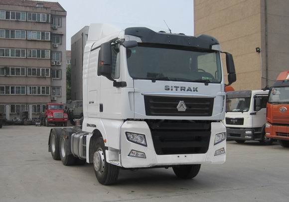ZZ4256N324HD1H 汕德卡牵引汽车图片