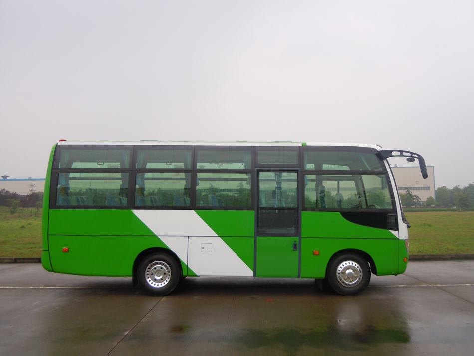 华新HM6730LFN2客车公告图片
