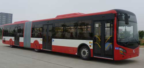 金旅18米24-62座城市客车(XML6185J18C)