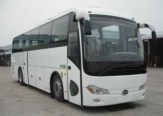 江西11米24-51座客车(JXK6110CQ35)