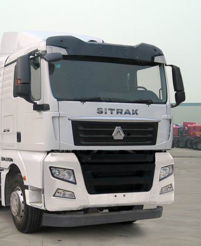 ZZ4256V324HC1H 汕德卡牵引汽车图片