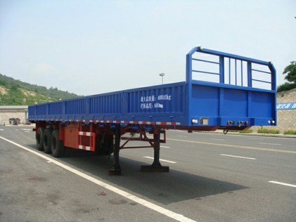 黄海13米33.8吨栏板半挂车(DD9404)