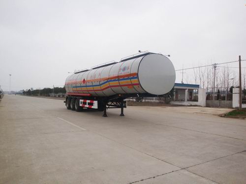 开乐12.4米32.3吨易燃液体罐式运输半挂车(AKL9403GRYBW02)