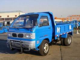 自卸低速货车