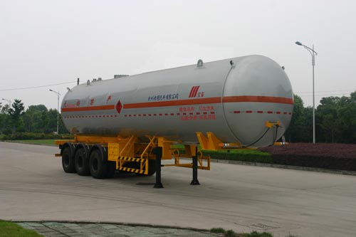 宏宙12.3米29.5吨液化气体运输半挂车(HZZ9401GYQ)