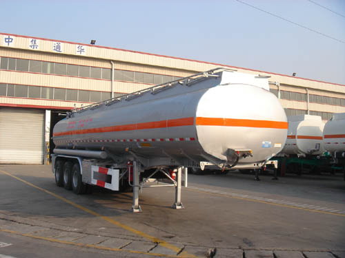通华12.1米31吨化工液体运输半挂车(THT9405GHY)