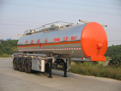 永强12.3米27吨化工液体运输半挂车(YQ9401GHYA)