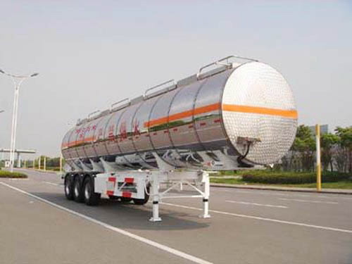 中集12.6米30.5吨化工液体运输半挂车(ZJV9402GHYTH)