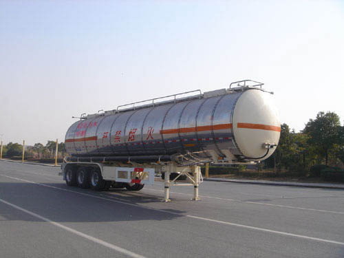 中集13米32.5吨易燃液体罐式运输半挂车(ZJV9404GRYTHE)