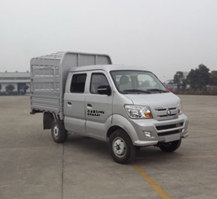 仓栅式运输车